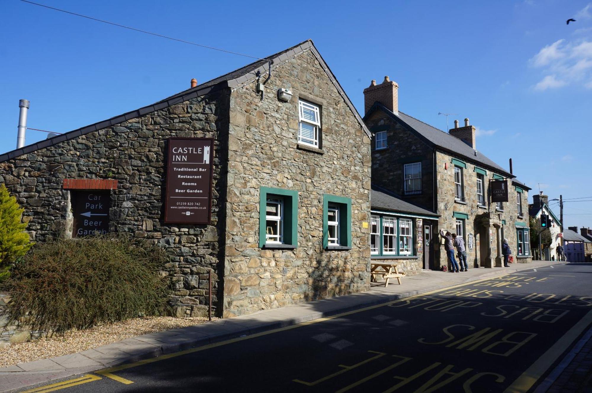 Castle Inn Newport  Esterno foto